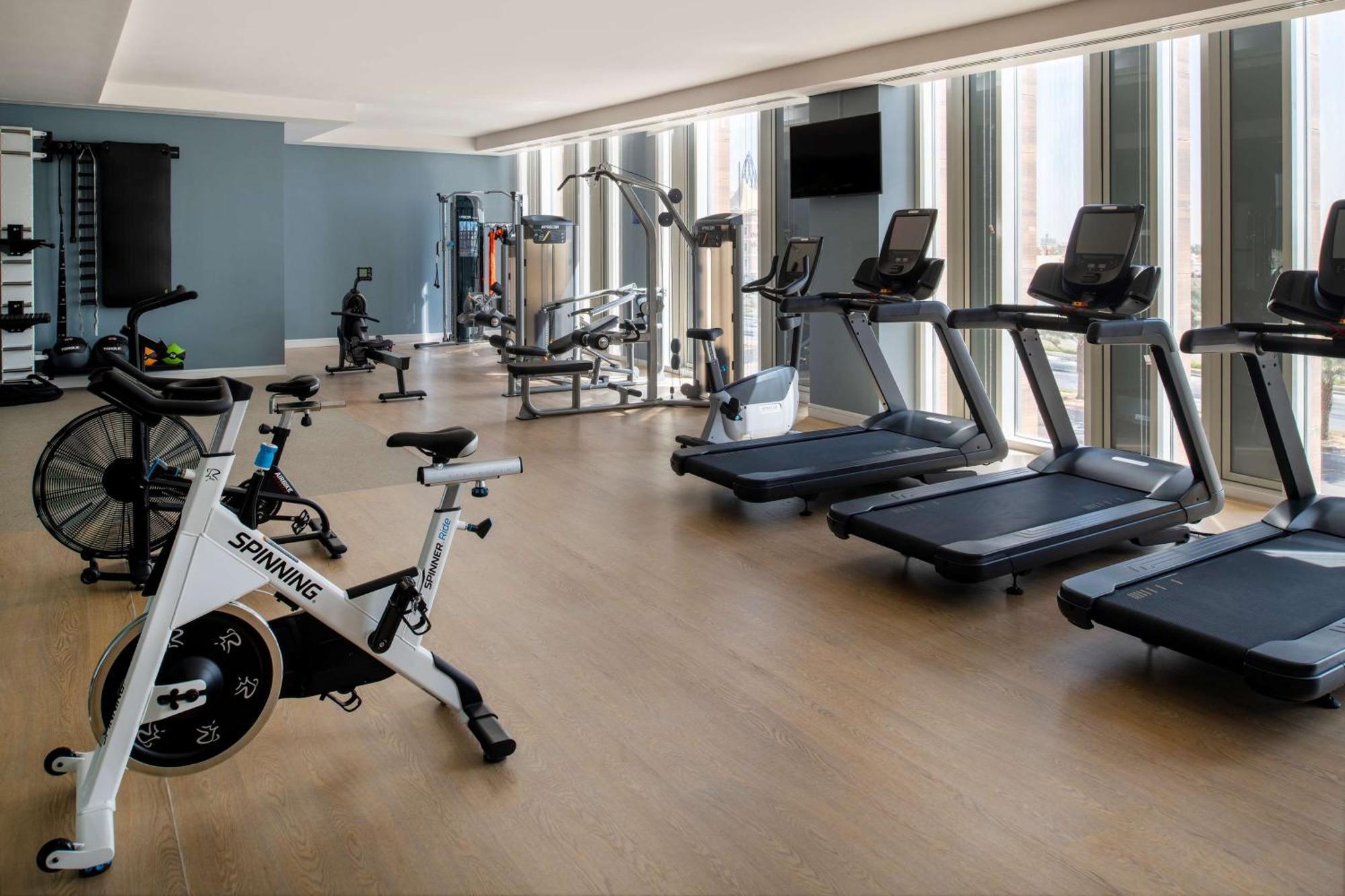 Doubletree Suites By Hilton - Riyadh Financial District Exterior photo